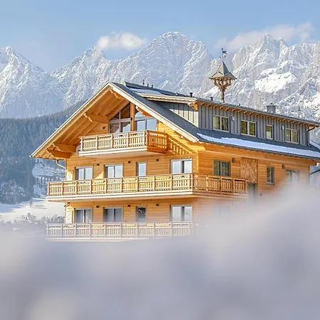 アパートホテル Alpin Residenz Dachsteinperle 4*