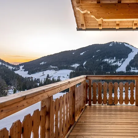 Alpin Residenz Dachsteinperle 4* ラムサウ・アム・ダッハシュタイン