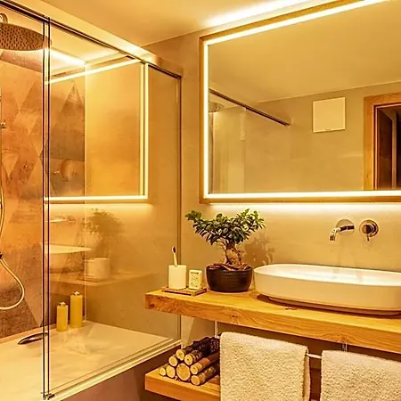 Alpin Residenz Dachsteinperle アパートホテル 4*
