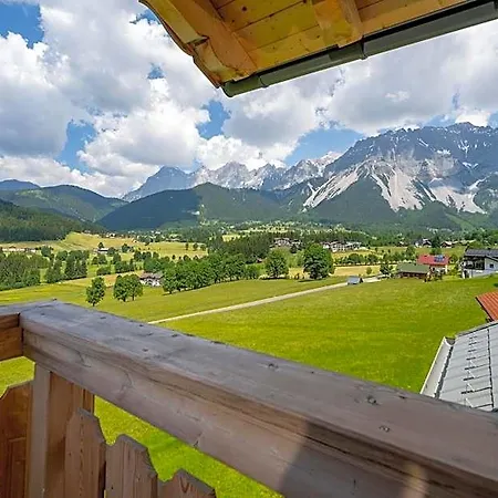 Alpin Residenz Dachsteinperle 4*