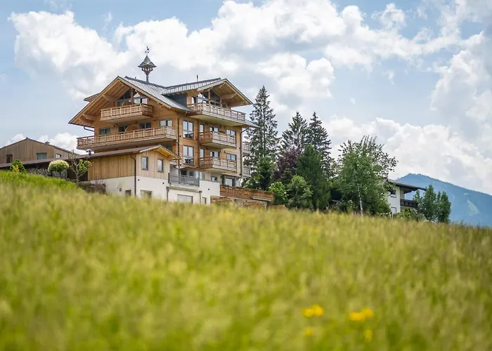 Alpin Residenz Dachsteinperle アパートホテル