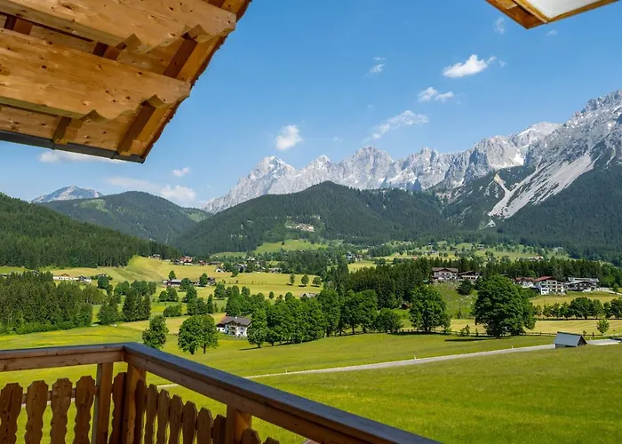Alpin Residenz Dachsteinperle 4*